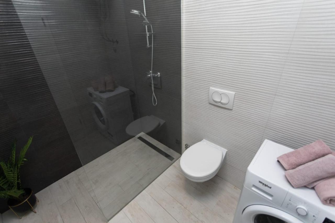 Bloom Apartment Split Eksteriør billede
