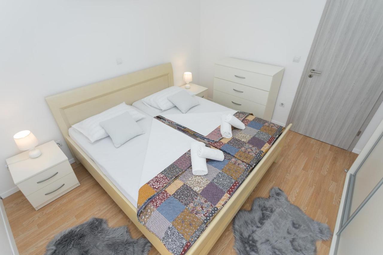 Bloom Apartment Split Eksteriør billede