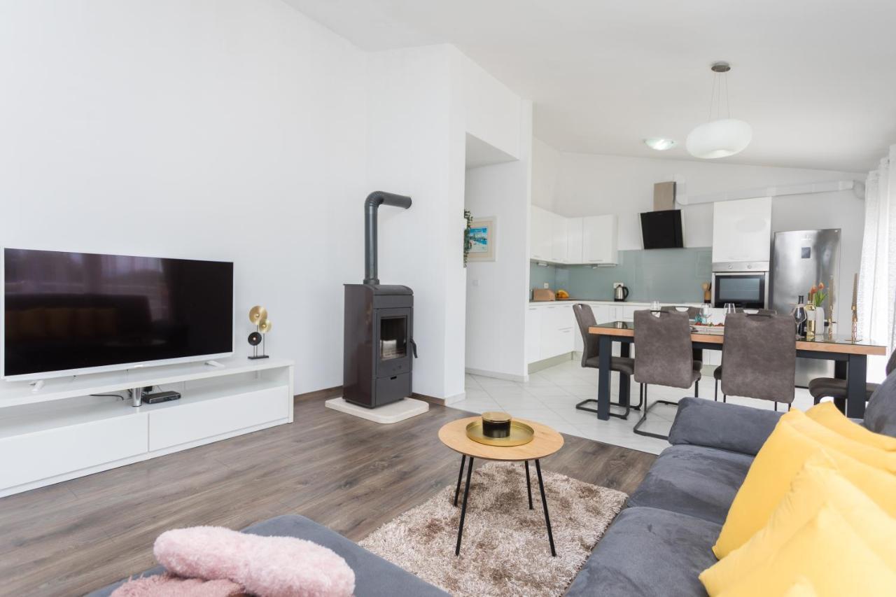 Bloom Apartment Split Eksteriør billede