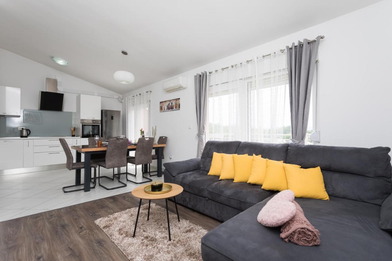 Bloom Apartment Split Eksteriør billede