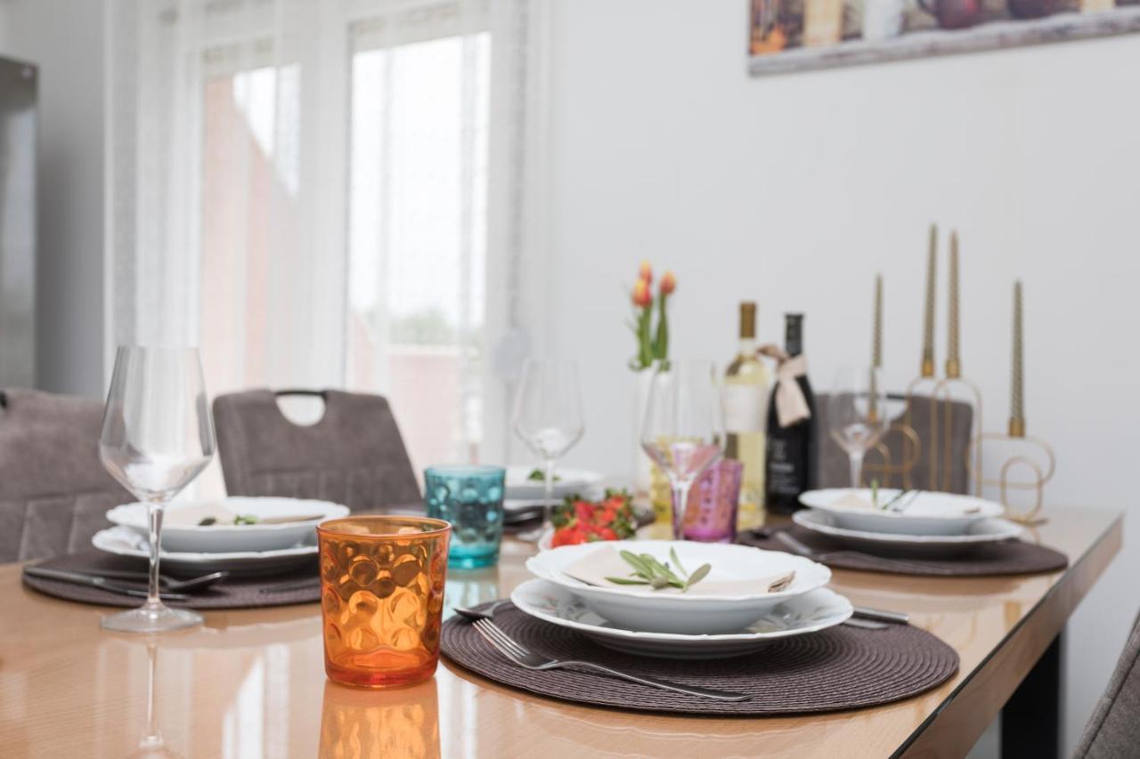 Bloom Apartment Split Eksteriør billede