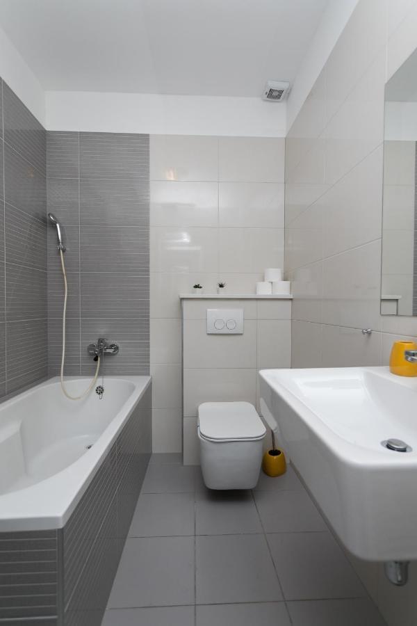 Bloom Apartment Split Eksteriør billede