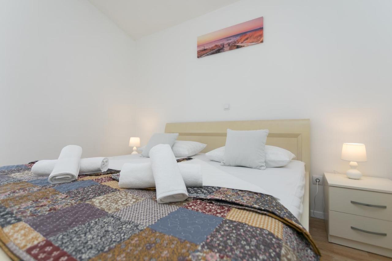 Bloom Apartment Split Eksteriør billede
