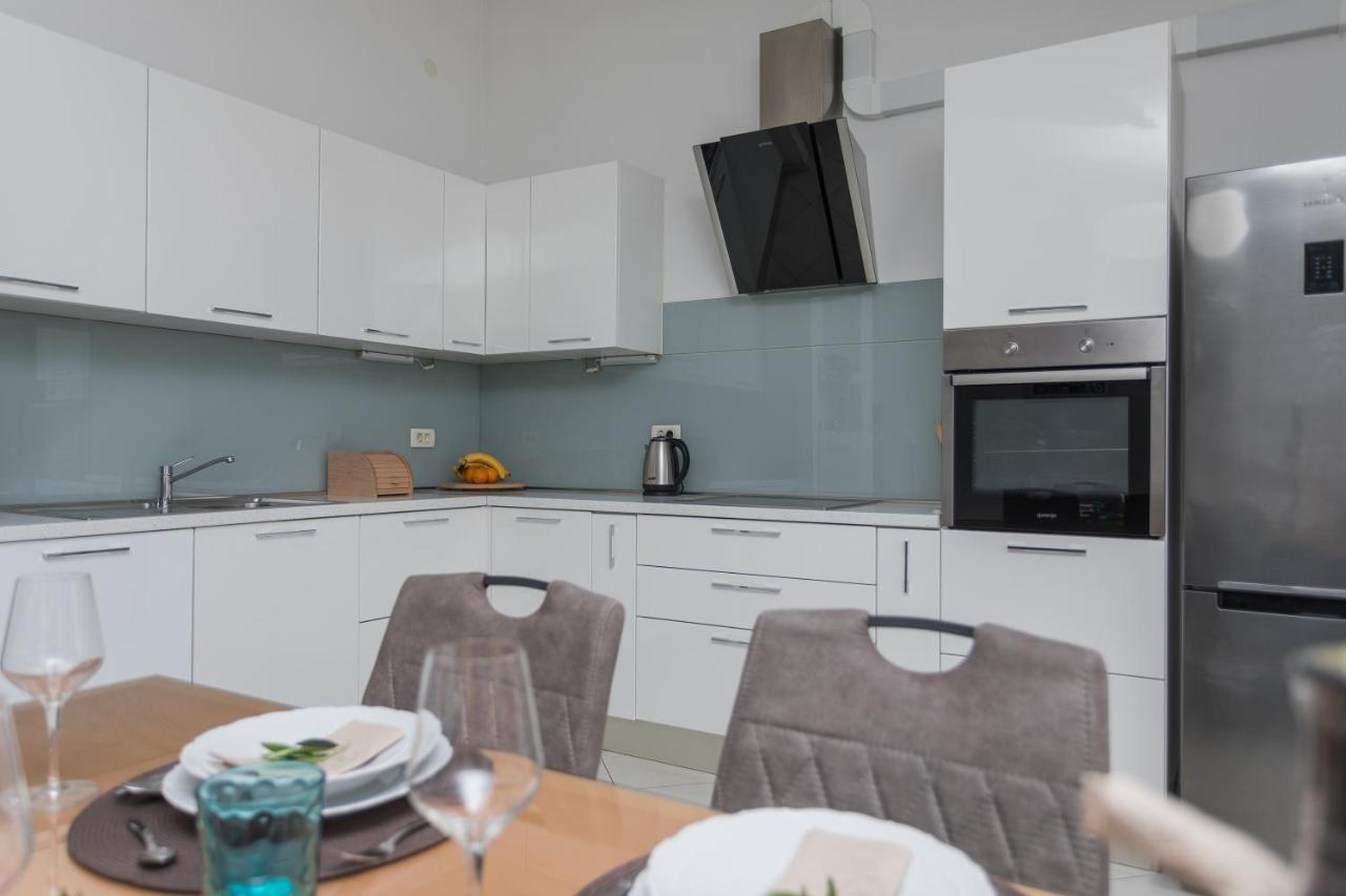Bloom Apartment Split Eksteriør billede
